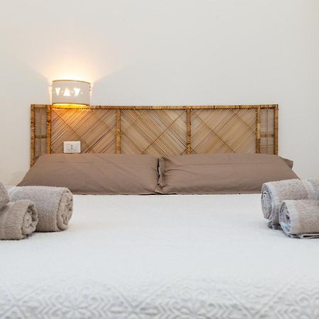Scirocco A Pochi Passi Dal Mare Apartment Санта Мария Наварезе Екстериор снимка