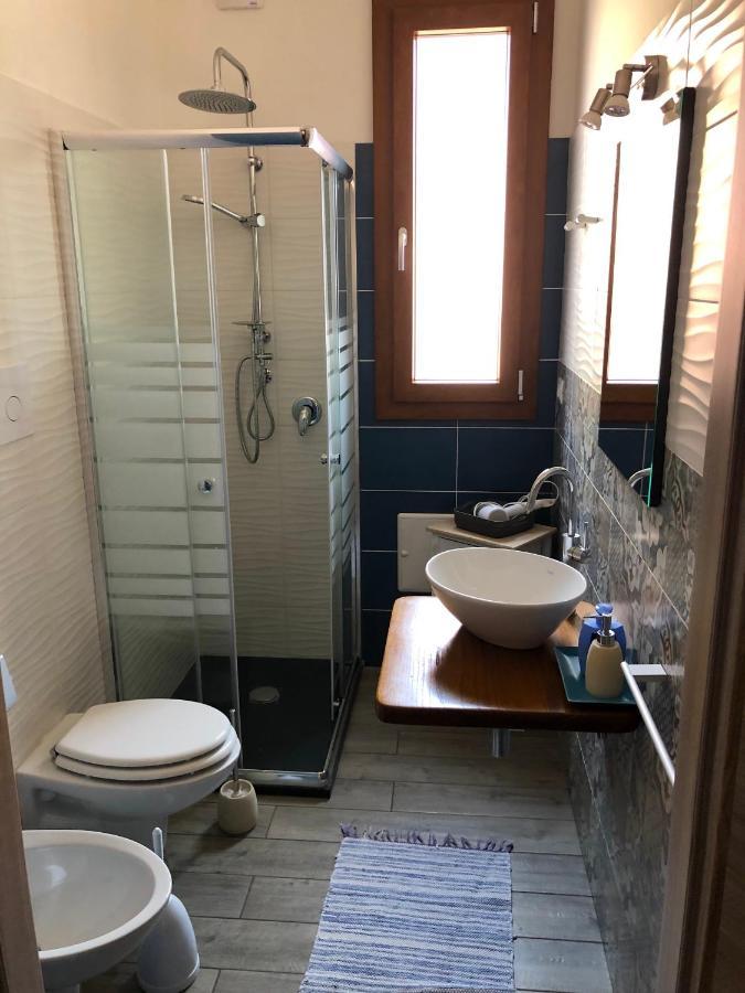 Scirocco A Pochi Passi Dal Mare Apartment Санта Мария Наварезе Екстериор снимка