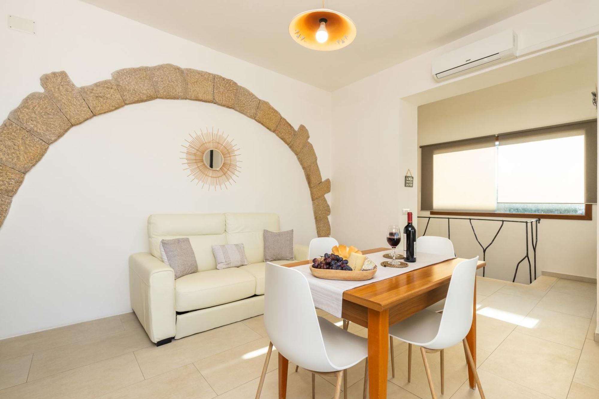Scirocco A Pochi Passi Dal Mare Apartment Санта Мария Наварезе Екстериор снимка